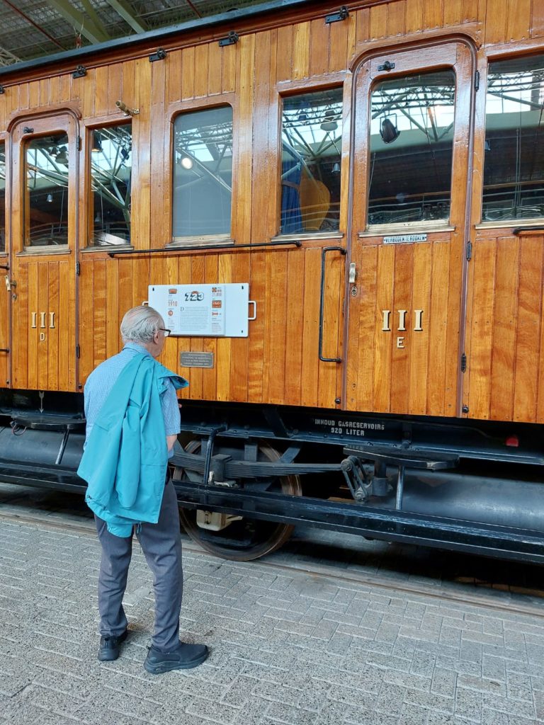 Meneer Jansen bij het Spoorwegmuseum 